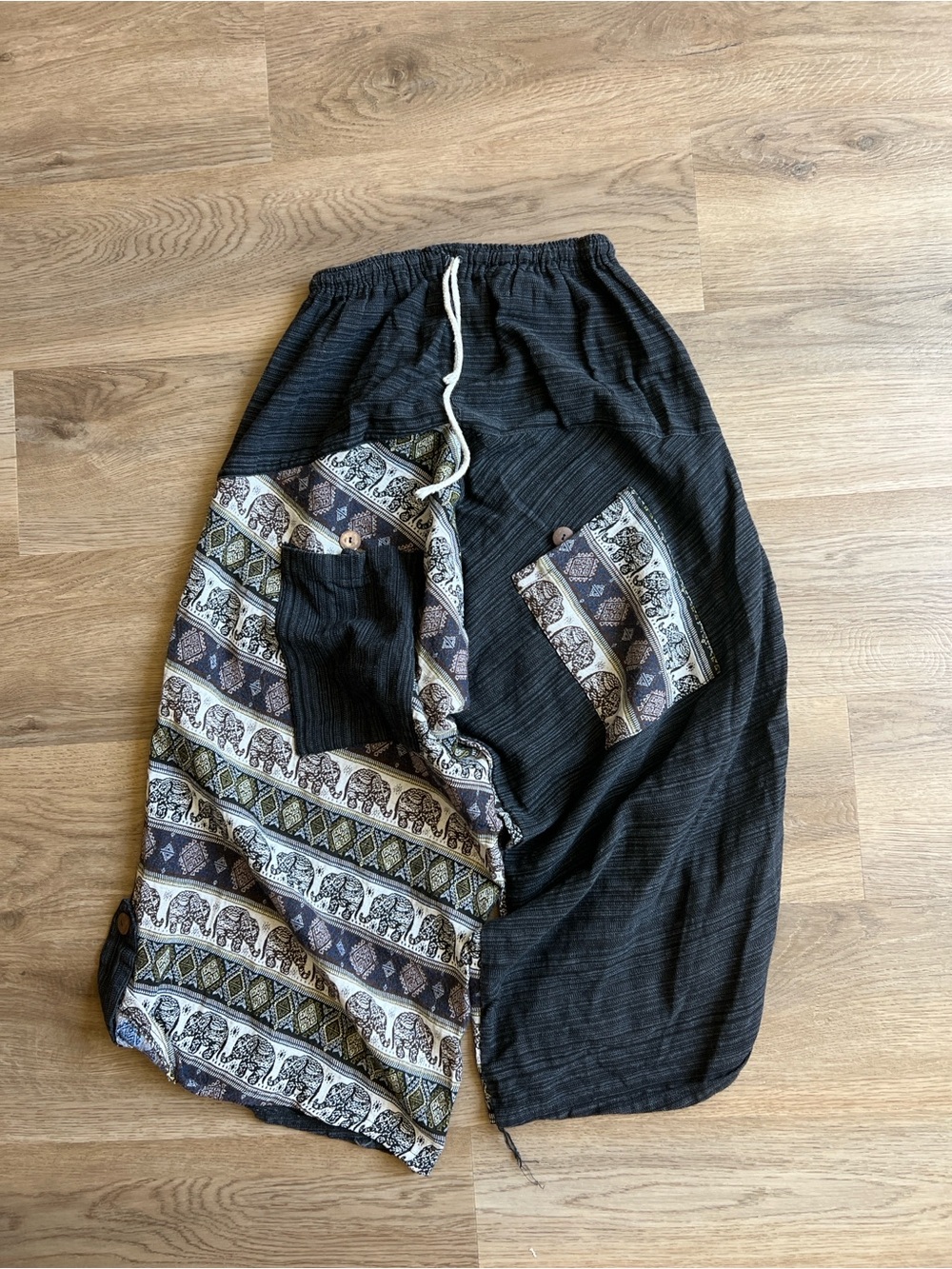 Men's Black crop pants from Thailand